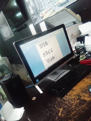 Tattoo Shop «iDrive Tattoo Shop Orlando», reviews and photos, 7513 International Dr, Orlando, FL 32819, USA