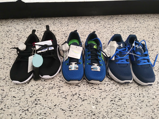 Clothing Store «Ross Dress for Less», reviews and photos, 16955 Monterey Rd, Morgan Hill, CA 95037, USA