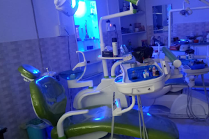 Dr.Shahzeb Khan's (Smile Makers Dental Clinic) image