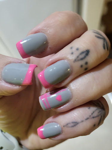 USA Nails - Beauty salon