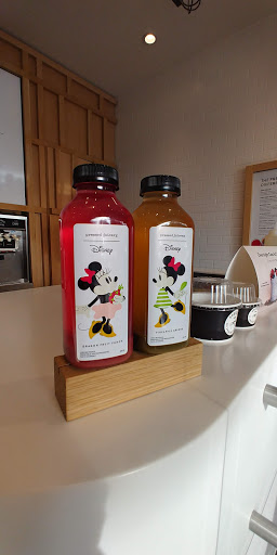 Shopping Mall «Westcliff Plaza», reviews and photos, 1000-1150 Irvine Ave, Newport Beach, CA 92660, USA