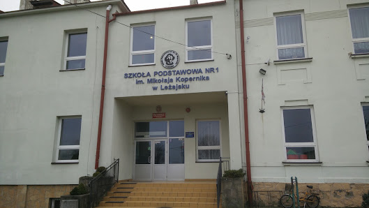 Szkoła Podstawowa nr 1 w Leżajsku Grunwaldzka 1, 37-300 Leżajsk, Polska