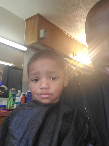 Barber Shop «Combs Barber Shop», reviews and photos, 1207 Waughtown St, Winston-Salem, NC 27107, USA