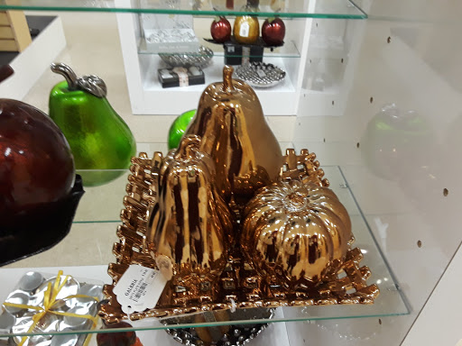 Discount Store «Fallas Discount Stores», reviews and photos, 515 W 49th St, Hialeah, FL 33012, USA