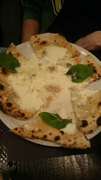 Pizza du Restaurant italien Gusto à Paris - n°9