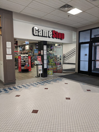 GameStop, 90 Elm St, Enfield, CT 06082, USA, 