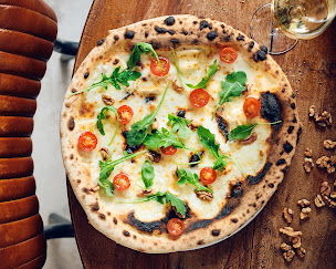 Photo n°44 de Pizzou Pigalle à Paris ()