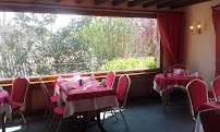 Atmosphère du Restaurant français Restaurant l'Orée de la Forêt à Ver-sur-Launette - n°9