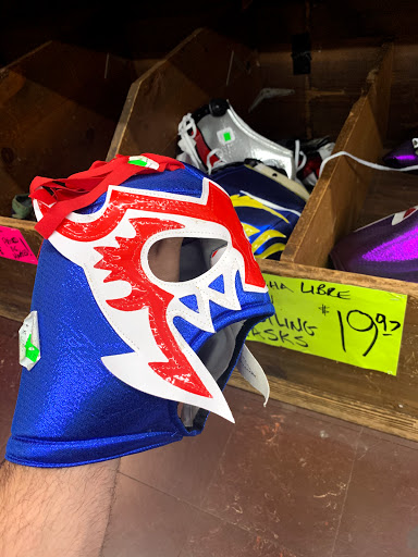 Sporting Goods Store «Andy & Bax Sporting Goods», reviews and photos, 324 SE Grand Ave, Portland, OR 97214, USA