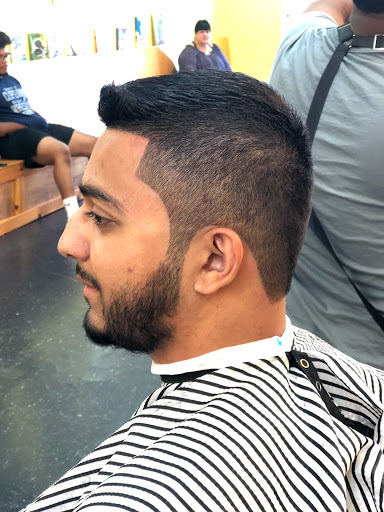 Barber Shop «Extravagant Cuts & Styles multi-cultural barbershop», reviews and photos, 1135 Hurffville Rd, Deptford Township, NJ 08096, USA