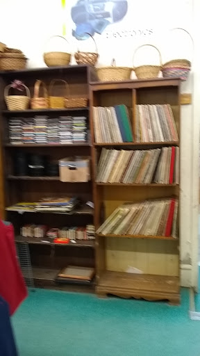 Thrift Store «Salvation Army Thrift Store», reviews and photos, 206 N Centre St, Pottsville, PA 17901, USA