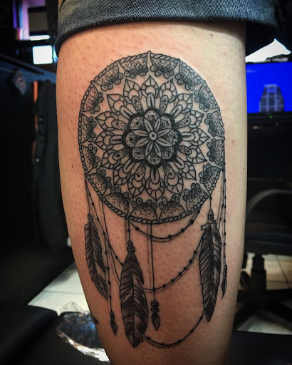 Tattoo Shop «Wildlife Tattoo», reviews and photos, 7149 Winnetka Ave, Winnetka, CA 91306, USA