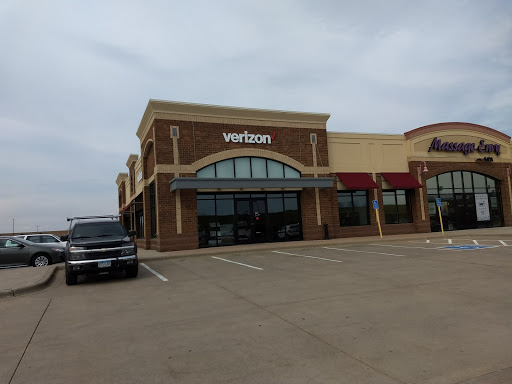 Cell Phone Store «Verizon», reviews and photos, 14949 Florence Trail #300, Apple Valley, MN 55124, USA