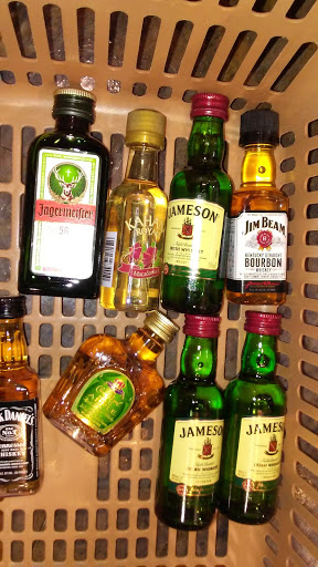 Wine Store «Total Wine & More», reviews and photos, 981 W Interstate 20, Arlington, TX 76017, USA