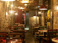 Atmosphère du Restaurant Le Bouchon Lyonnais - n°1