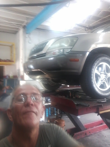 Auto Repair Shop «J C Car Care Center», reviews and photos, 5560 NW 27th Ave, Miami, FL 33142, USA