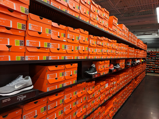 Sporting Goods Store «Nike Factory Store», reviews and photos, 5050 Factory Shops Blvd #905, Castle Rock, CO 80108, USA