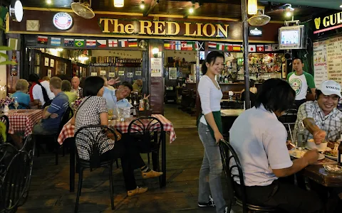 Red Lion English Pub Chiang Mai image