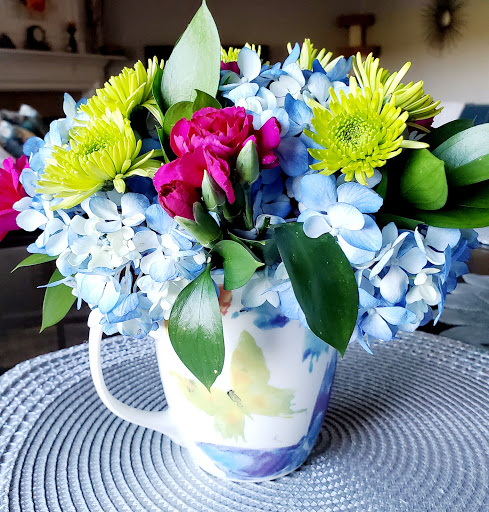 Florist «Enchanted Florist of Ypsilanti MI», reviews and photos, 46 E Cross St, Ypsilanti, MI 48198, USA