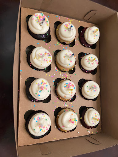 Bakery «Frostings», reviews and photos, 11331 W Broad St, Glen Allen, VA 23060, USA