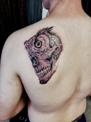 Tattoo Shop «Life Sentence Tattoo & BodyJewelry», reviews and photos, 10614 SE Kent-Kangley Rd, Kent, WA 98030, USA