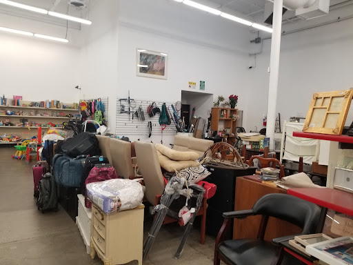 Thrift Store «Hope of The Valley Thrift Store», reviews and photos, 19379 Soledad Canyon Rd, Canyon Country, CA 91351, USA