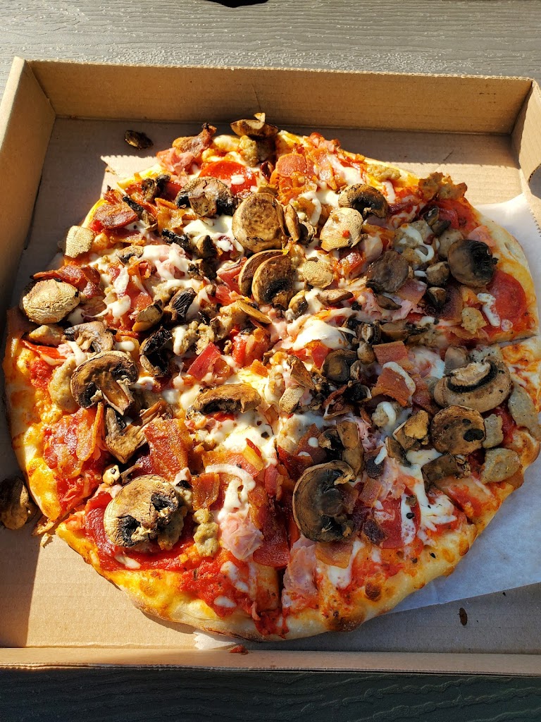 Basil's Pizza 04938