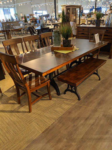 Shopping Mall «Furniture Row Shopping Center», reviews and photos, 1334 N Eastgate Ave, Springfield, MO 65802, USA