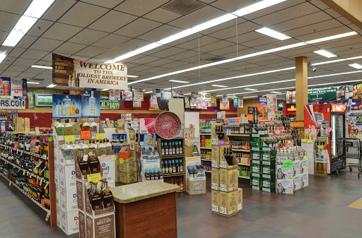 Liquor Store «Julios Liquor», reviews and photos, 140 Turnpike Rd, Westborough, MA 01581, USA