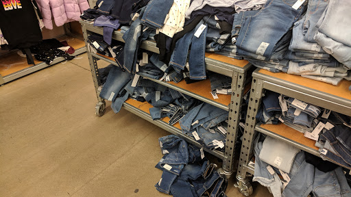 Clothing Store «Old Navy», reviews and photos, 1260 Carl D. Silver Parkway, Fredericksburg, VA 22401, USA