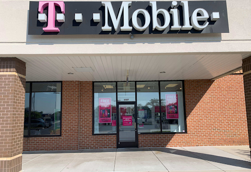 Cell Phone Store «T-Mobile», reviews and photos, 8887 Waltham Woods Rd, Parkville, MD 21234, USA