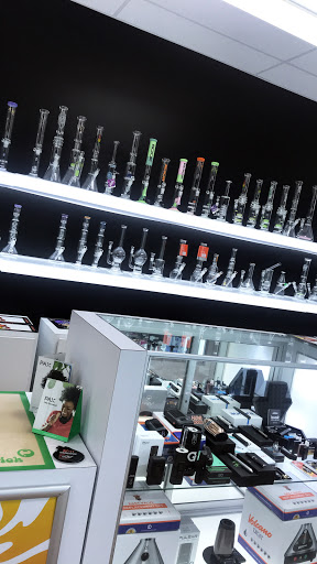 Tobacco Shop «ROST Glass & Vaporizers», reviews and photos, 16125 Shady Grove Rd, Gaithersburg, MD 20877, USA