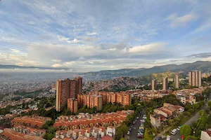 Bosques de la Macarena image