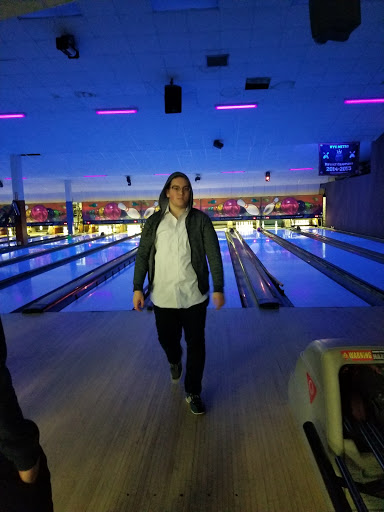 Bowling Alley «Shell Lanes», reviews and photos, 1 Bouck Ct, Brooklyn, NY 11223, USA