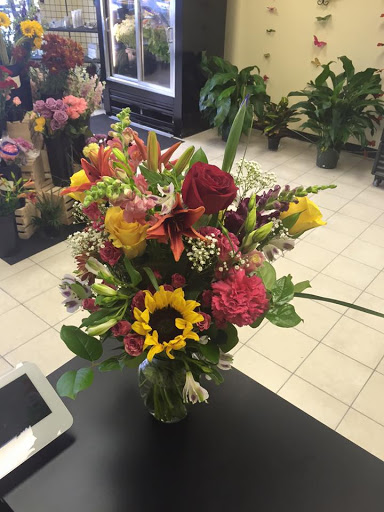 Florist «Forever Flowers and Designs», reviews and photos, 927 E Baltimore Ave H, Lansdowne, PA 19050, USA