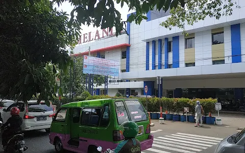 Hospital Emergency Unit Melania image