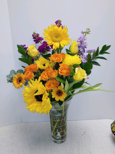 Florist «Roadrunner Florist», reviews and photos, 2007 W Bethany Home Rd, Phoenix, AZ 85015, USA