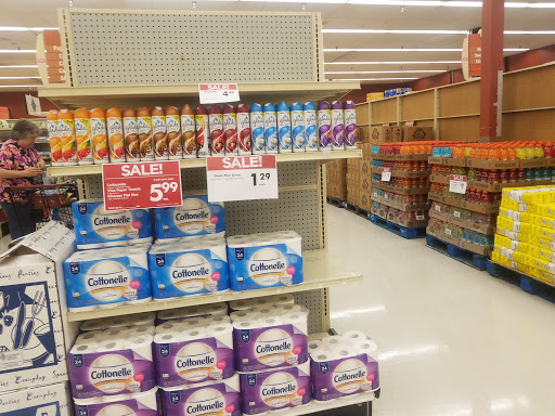 Supermarket «Giant Eagle Supermarket», reviews and photos, 700 Moraine Pointe Plaza, Butler, PA 16001, USA