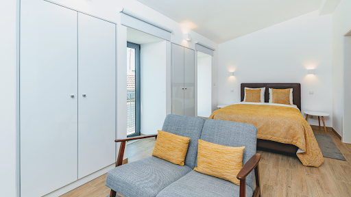 Orange 3 House Bed & Breakfast & Suites