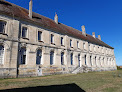Château Abbaye de Moutiers Saint Jean Moutiers-Saint-Jean