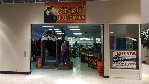 Shopping Mall «Sun-Vet Mall», reviews and photos, 5801 Sunrise Hwy, Holbrook, NY 11741, USA