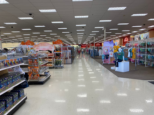 Department Store «Target», reviews and photos, 3770 N Goldenrod Rd, Winter Park, FL 32792, USA