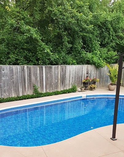 Pool cleaning service Mississauga