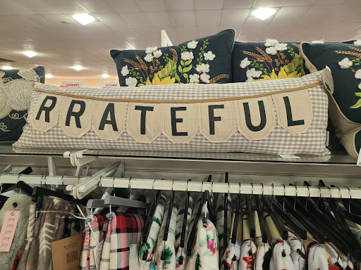 Department Store «HomeGoods», reviews and photos, 15600 E Briarwood Cir e, Aurora, CO 80016, USA