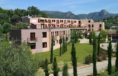 Clinique L'Oliveraie des Cayrons - emeis à Vence