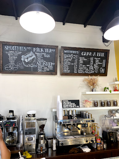 Donut Shop «Sweet Retreat Donuts», reviews and photos, 924 Pacific Coast Hwy, Long Beach, CA 90806, USA