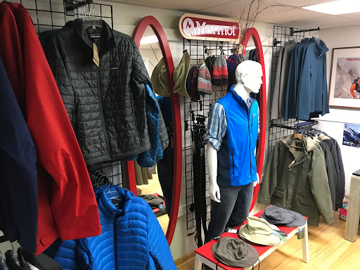 Sporting Goods Store «Sierra Mountain Outdoors Placerville», reviews and photos, 465 Main St, Placerville, CA 95667, USA