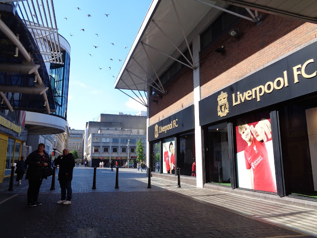 Williamson Square Shopping Outlets