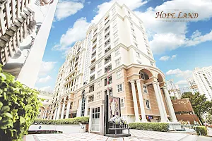 Hope Land Hotel Sukhumvit 24 image