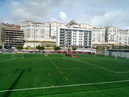 Municipal sports centres in Lisbon